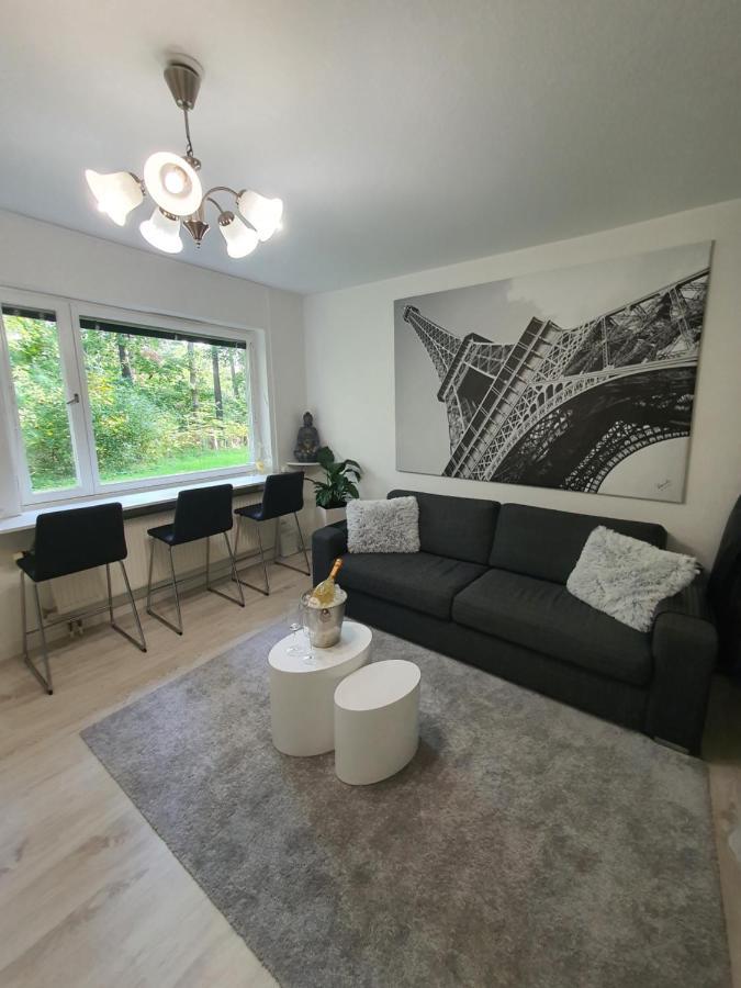 Close To The Metro And The Beach!!! With A View Of The Scandinavian Forest Stokholm Dış mekan fotoğraf